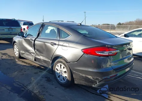 2019 Ford Fusion S из США, поврежденный, VIN 3FA6P0G71KR229112